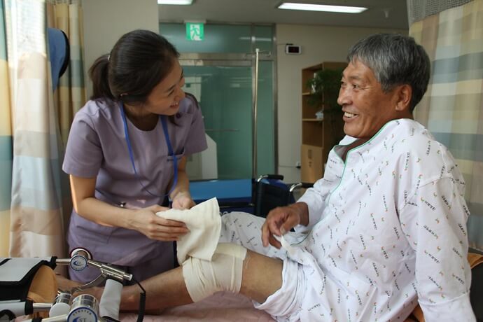 Операции эндопротезирования суставов, лечение суставов Корея
